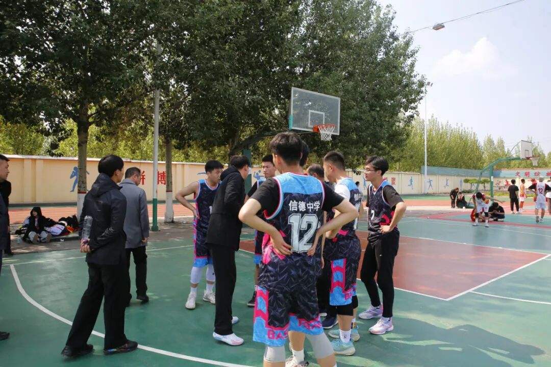 信德中学高中男篮在辛集市2023年中小学生篮球比赛中勇夺桂冠