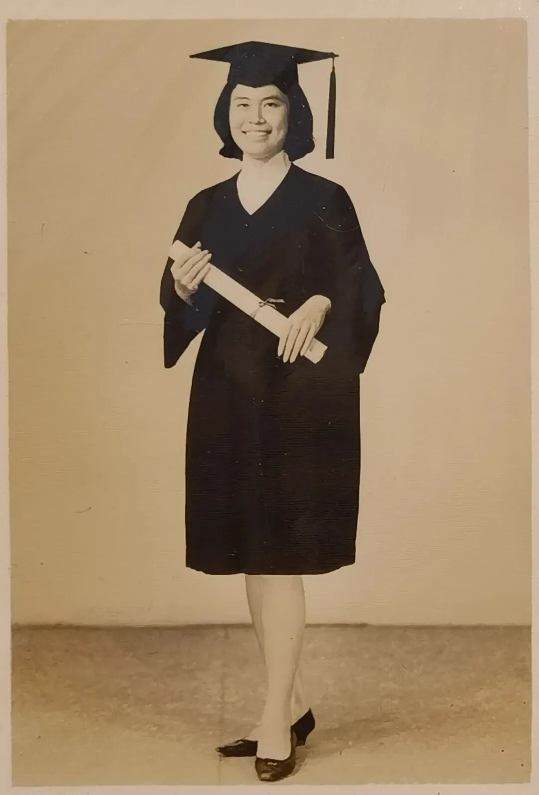 许夫人孙曼丽毕业照,首次对外发布许先生青年时代,首次对外发布许先生