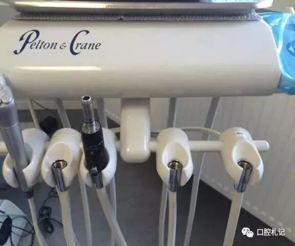 牙科椅怎么维修牙椅的常见问题及解决方法_https://www.jmylbn.com_新闻资讯_第11张