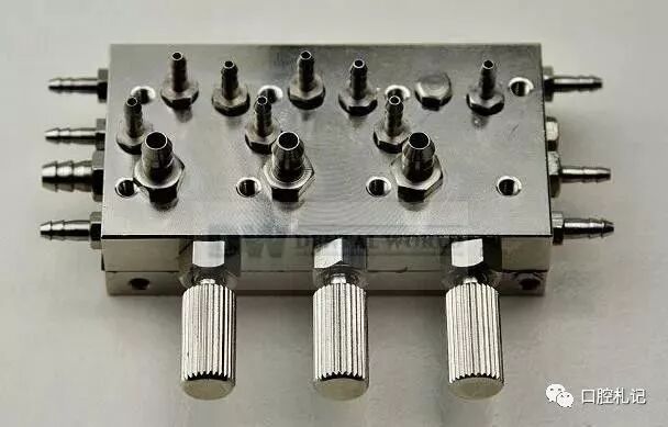 牙科椅怎么维修牙椅的常见问题及解决方法_https://www.jmylbn.com_新闻资讯_第14张