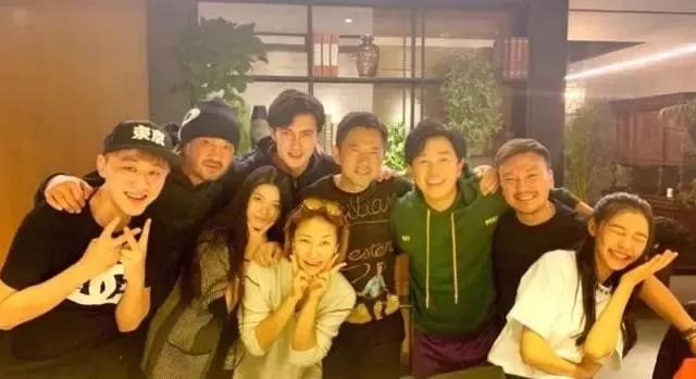 戀愛了?高偉光被曝與「小師妹」同居,男方公司這樣回應! 單身約會 第3張-戀愛小秘書-娜米 戀愛了?高偉光被曝與「小師妹」同居,男方公司這樣回應! 單身約會 第3張
