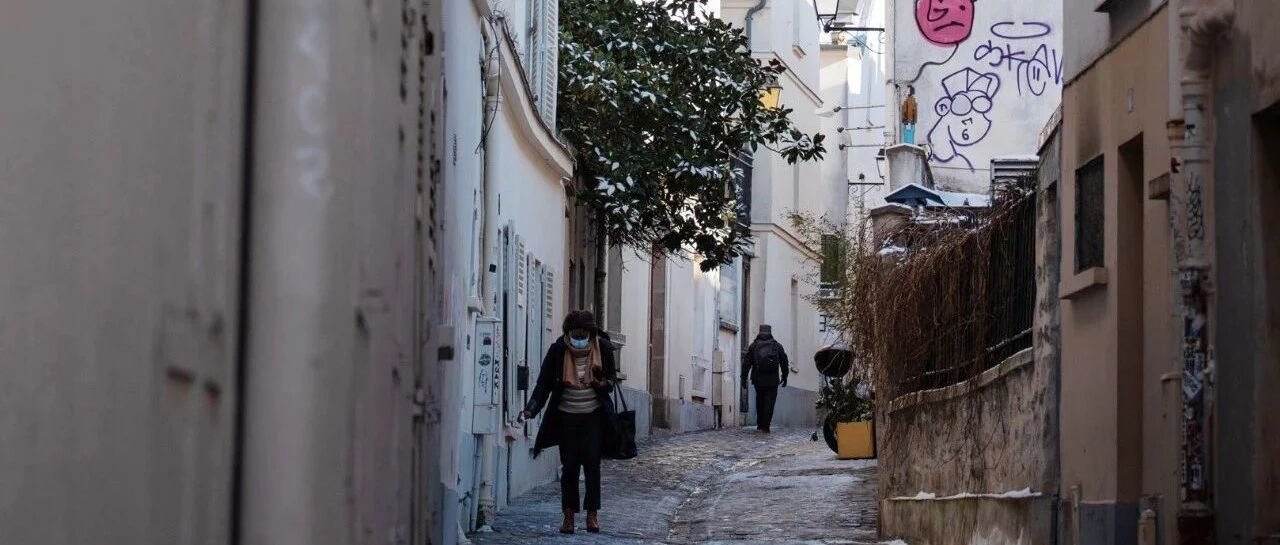 蒙马特公墓的外省人