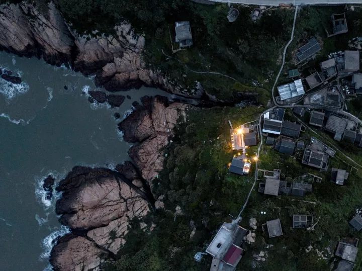 《漂亮的房子》丨吴彦祖  爆改  的海景房颜值比他还要高~