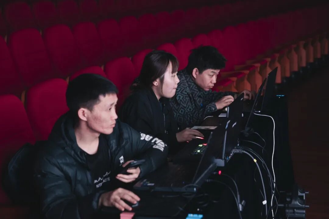 第七届内蒙古舞蹈大赛准备工作全部就位，舞台技术调试与彩排同步冲刺！ 第9张