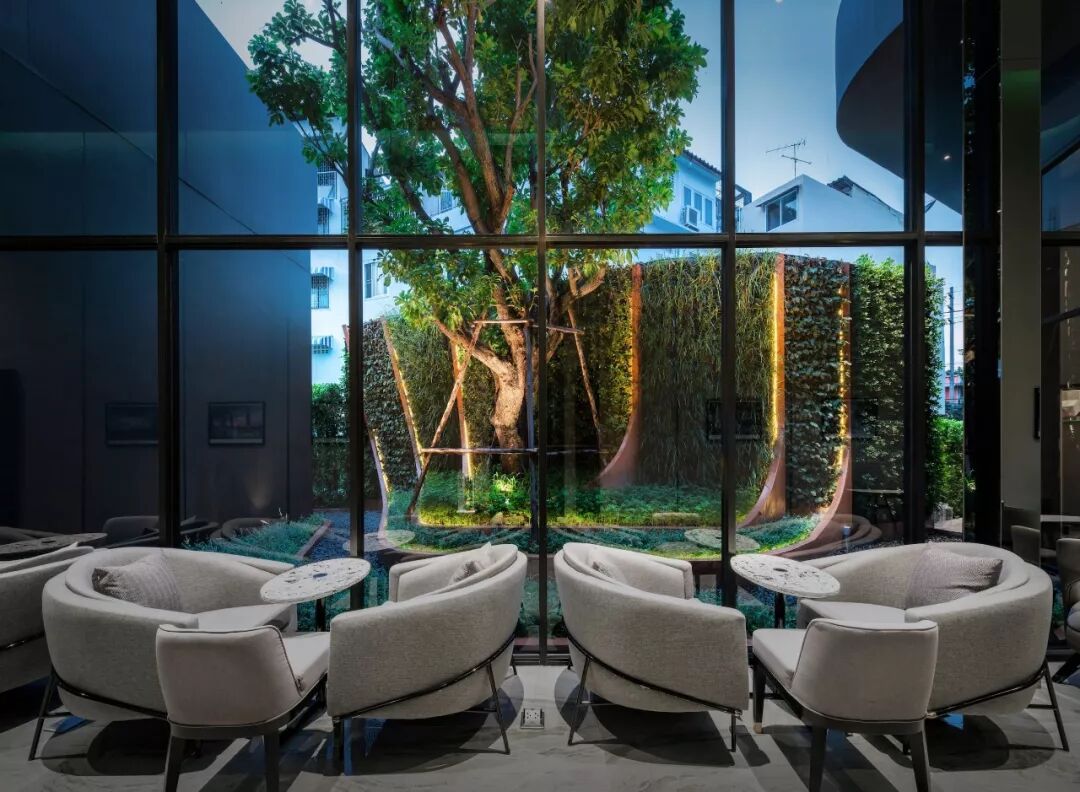 小小一方种植池，主角配角两相宜