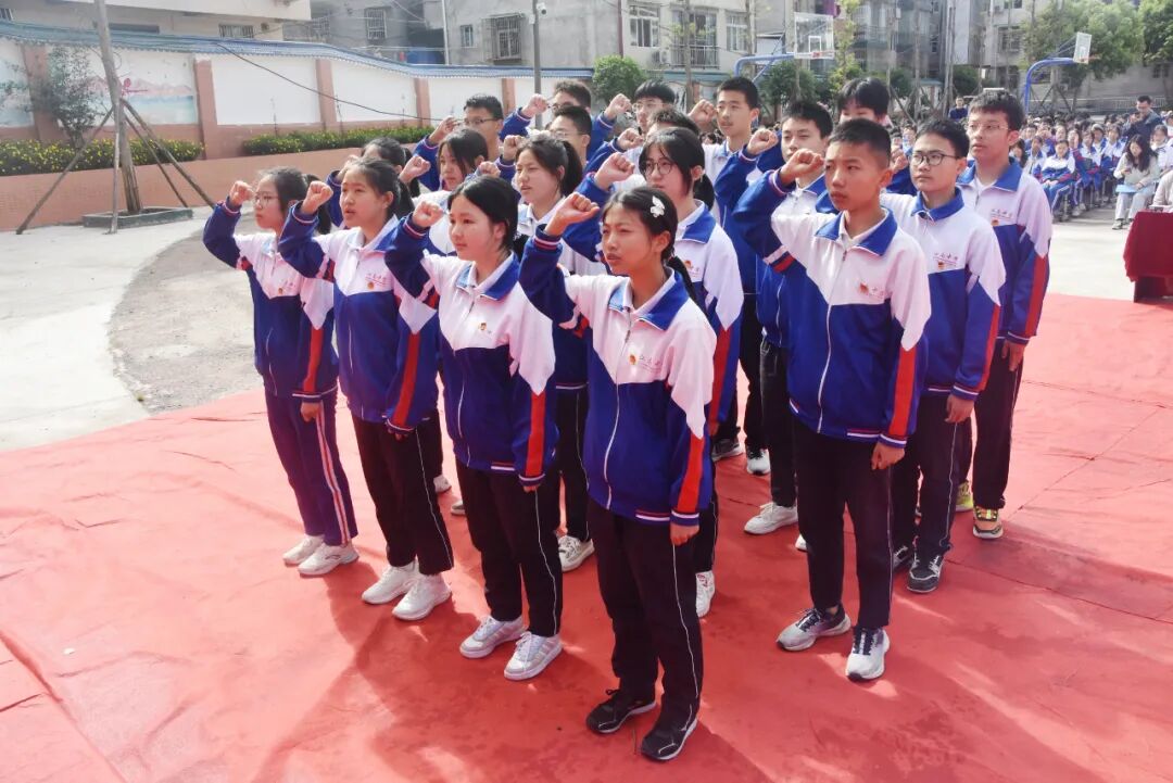 AD105怎么读诵昂扬之诗 展青春风采｜江南中学纪念五四运动105周年校园诵读比赛_https://www.jmylbn.com_新闻资讯_第7张