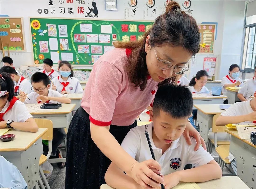 典型服务案例_典型商业贿赂案例_优质服务典型经验案例