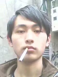 戒色半年吃素、行善、诵经逆袭的经历（图片对比，判若两人）-图片1