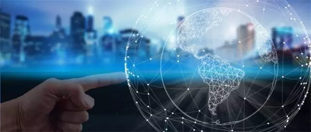 影响未来的5大新技术融合趋势:智能城市+IoT、AI+ML和AR+VR 影响未来的5大新技术融合趋势:智能城市+IoT、AI+ML和AR+VR