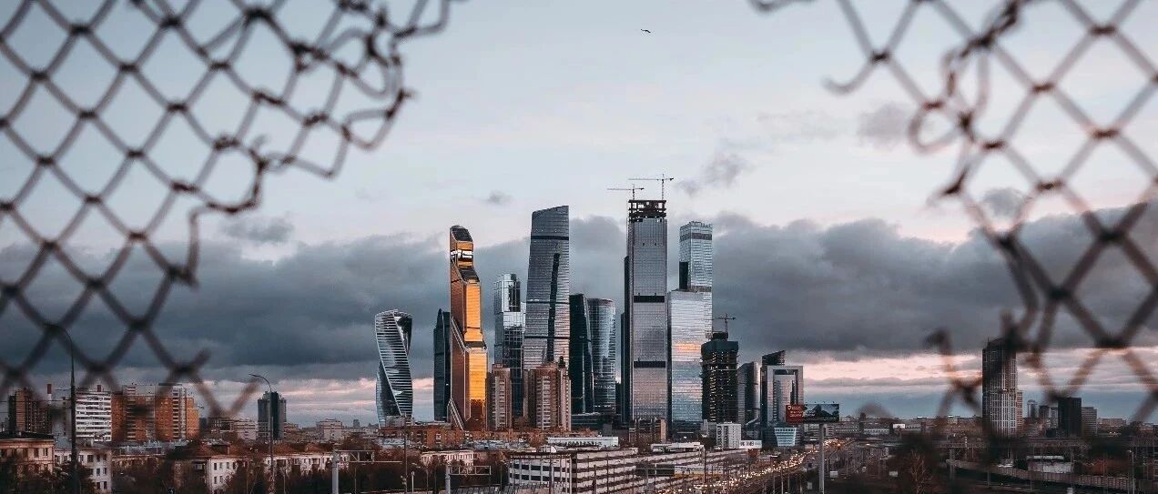 全球股市何缘大跌？