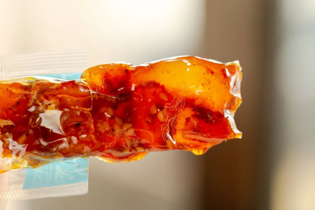 ���Ա����Ե����ɹţ��ں�һ����������㱩����