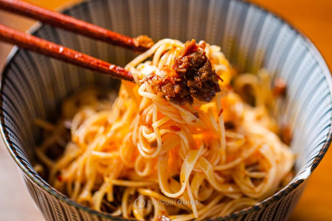 ���Ա����Ե����ɹţ��ں�һ����������㱩����