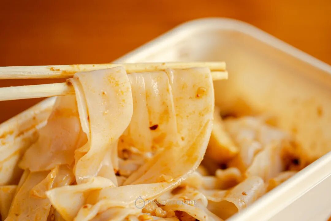 ���Ա����Ե����ɹţ��ں�һ����������㱩����