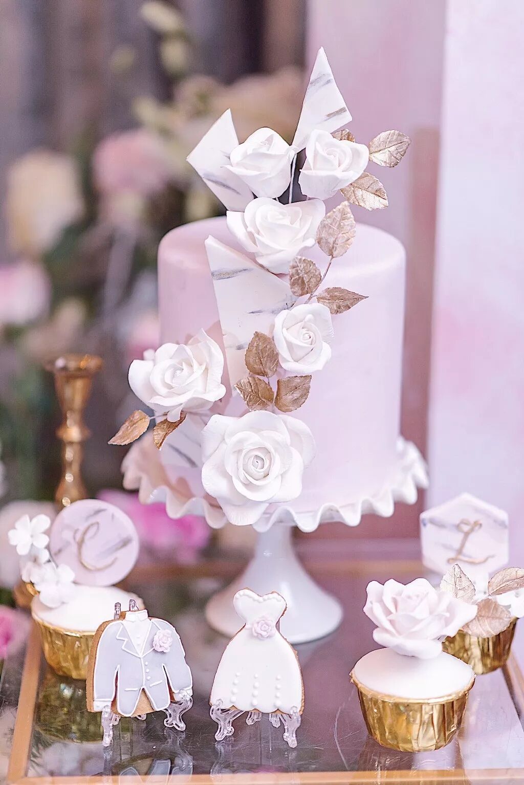 派对灵感 | 婚礼甜品台美得耀眼，看完不仅想吃还有点想嫁