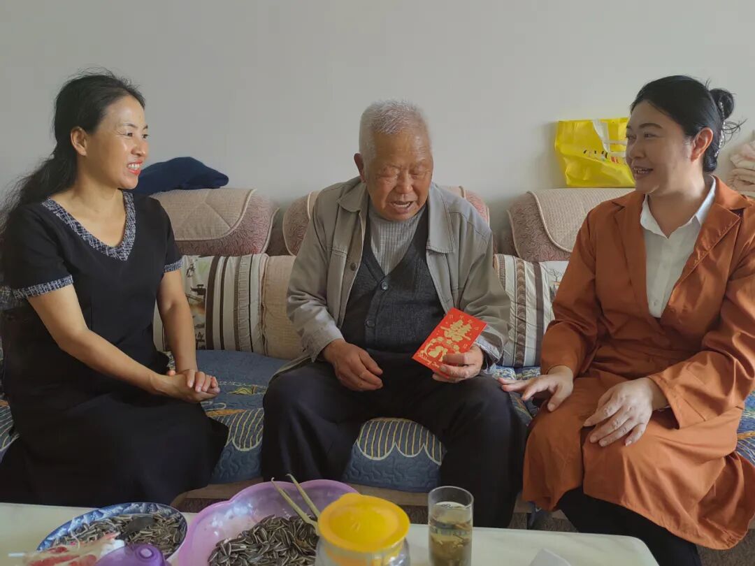 红河州重阳节敬老活动_重阳节老干部活动方案_红河州老年节慰问老干部