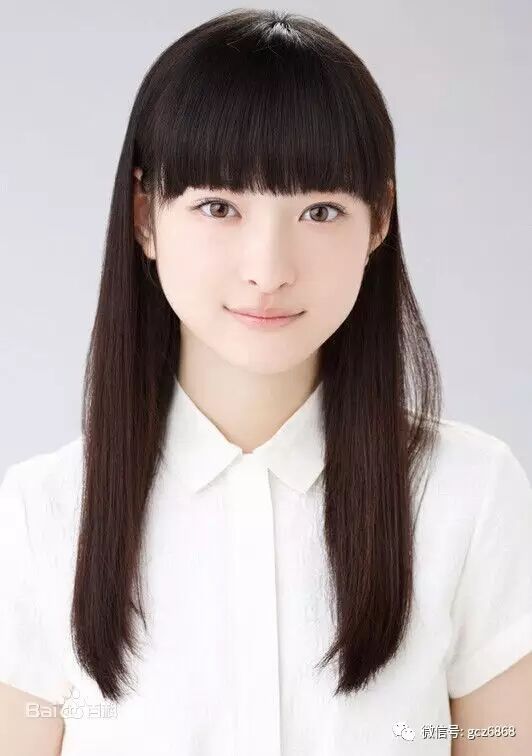 马鲁古省一名天才少女伟里莎精通14种外语,却不幸因脑动脉爆裂死亡