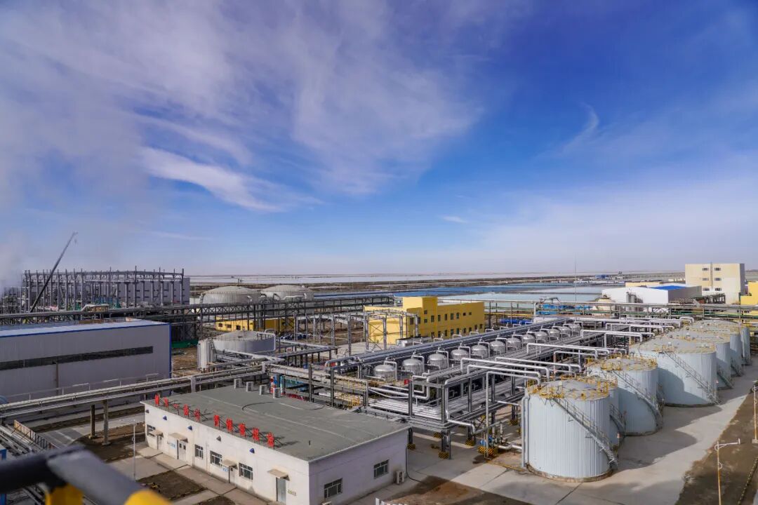 盐湖股份拟新建4万吨锂盐项目中短期或将形成7万吨年锂盐产能