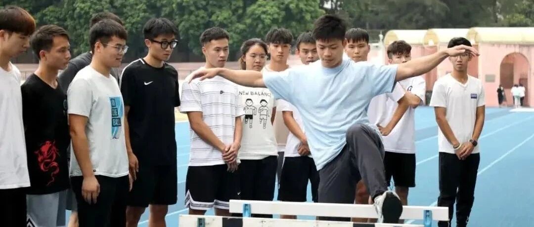 苏炳添回大学授课了！网友：太羡慕了，现在去还来得及吗？