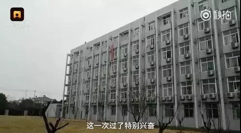 学生会为了庆祝圣诞和元旦英文_中国人庆祝中秋节英文_庆祝英文