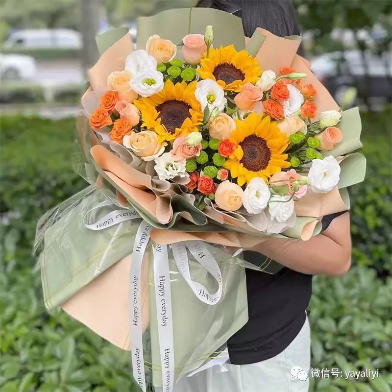 教师节送什么花给老师比较好_教师节送老师花老师会开心吗_教师节给老师送花时说什么