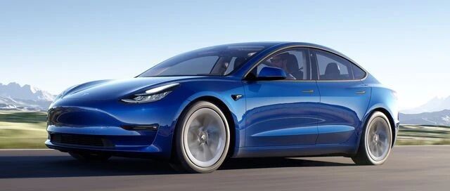 花30万买特斯拉的人，傻吗？