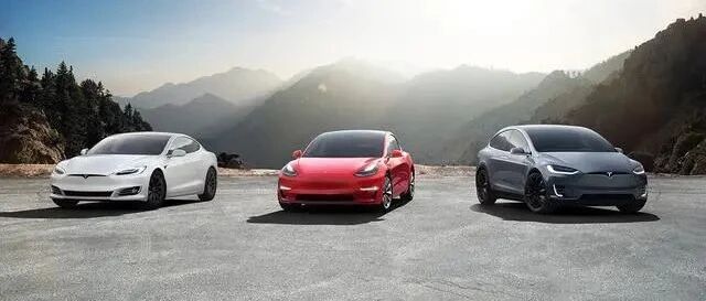 特斯拉给国产新能源车的最后通牒：24.99万，2至4周交付