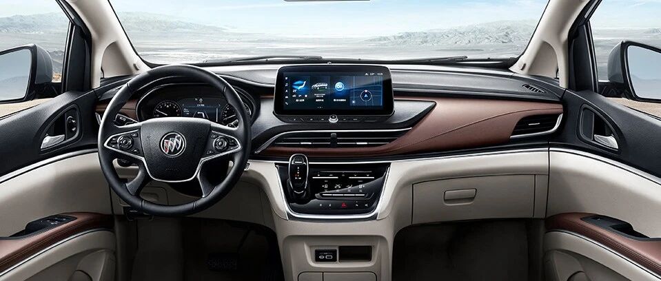 对标别克GL8，不到17万起售，终身免费保养，全系8AT，轴距超3米