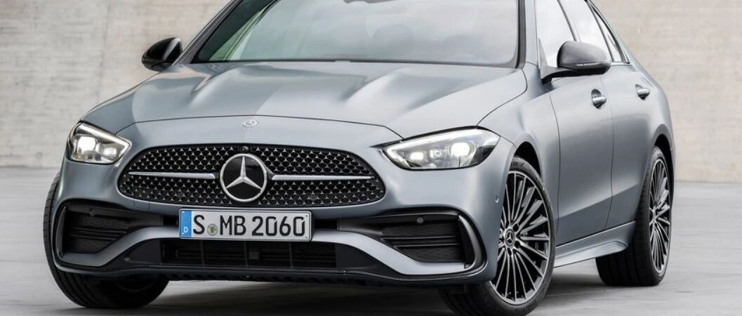 新奔驰C级就要来了，要买宝马3系和奥迪的还是再等等，以免后悔