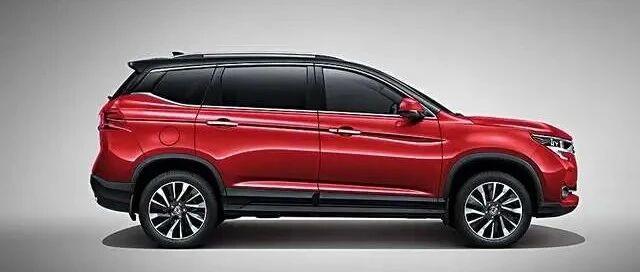 7万就能买到的SUV，轴距超两米七，16万公里开坏免费修