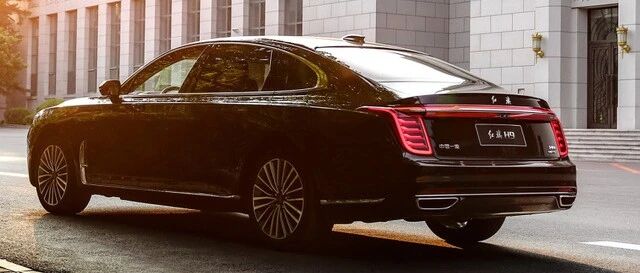 一篇红旗H9文章下截取了13个评论，12个不满意只有一个支持