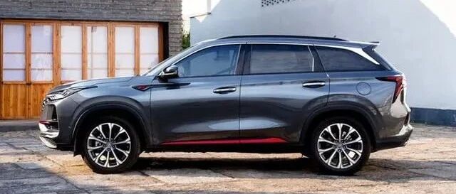 想要安全性，不一定非得沃尔沃，这有三款国产车，最低X万