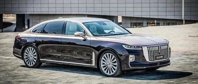 红旗H9车主：朋友说我40万买个国产车不划算，但我不后悔