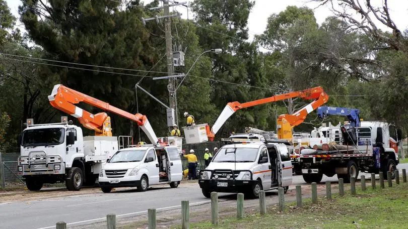 去年圣诞40度高温、停电5天的灾难不再有！西澳电力公司实施12个项目优化电网，今年圣诞前完工（组图） - 2