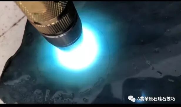 老蓝水翡翠和蓝水翡翠的区别你懂吗？