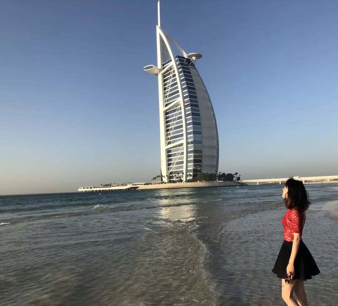 帆船酒店一晚上多少钱_帆船酒店住一晚_帆船酒店晚餐