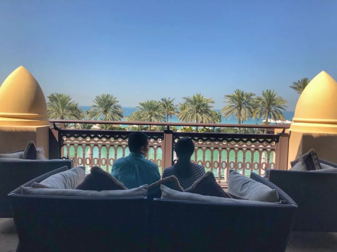 帆船酒店一晚上多少钱_帆船酒店住一晚_帆船酒店晚餐