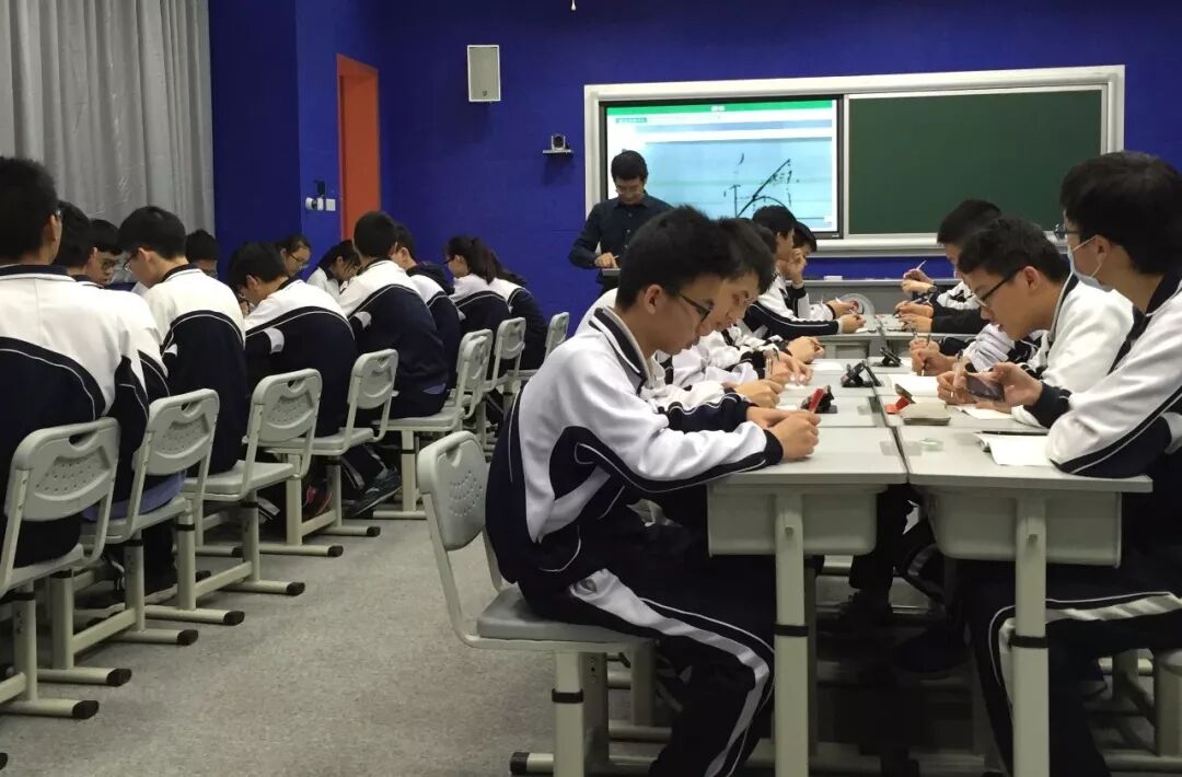 深圳大学师范学院附属中学_深圳市师大附中_深圳师大附中高中部