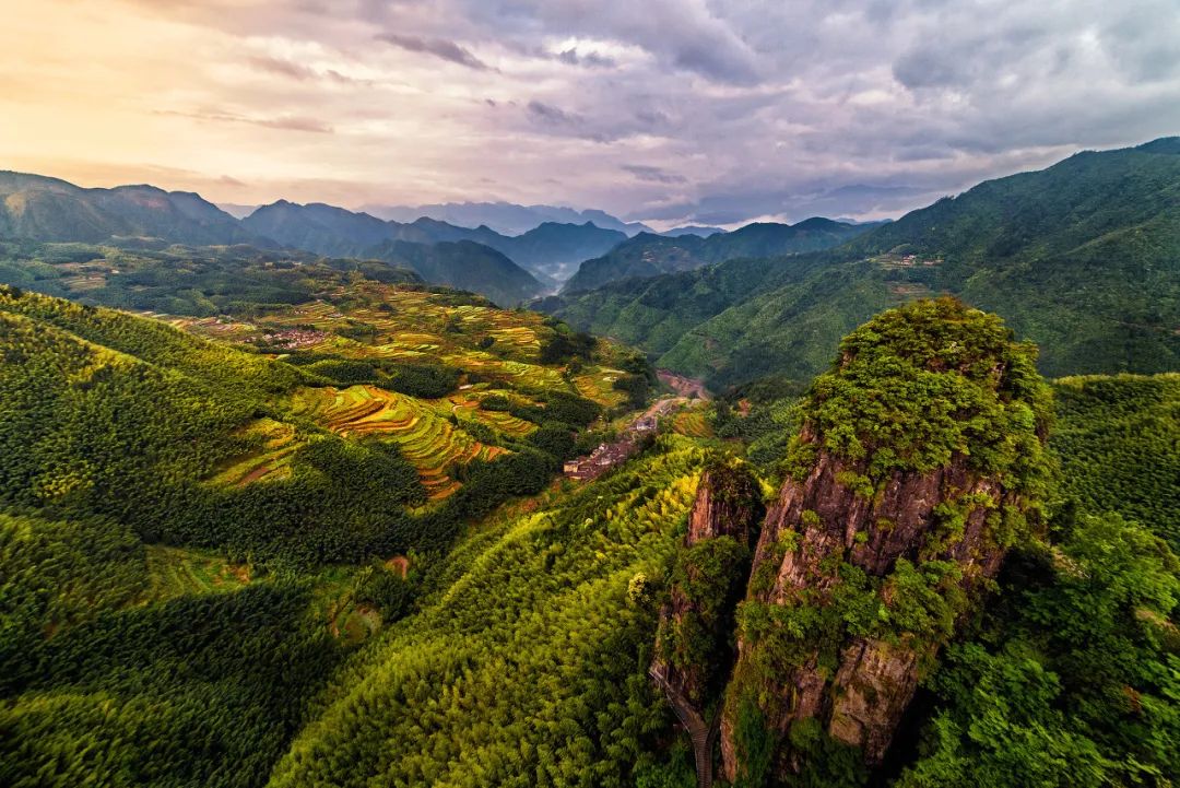 中國超驚艷山水秘境，滿足你所有的夏日幻想 旅遊 第56張