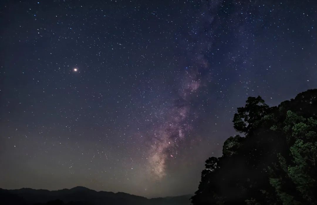 8月最值得期待的流星雨來啦！不用去遠方，在家門口就能看見它 旅遊 第23張