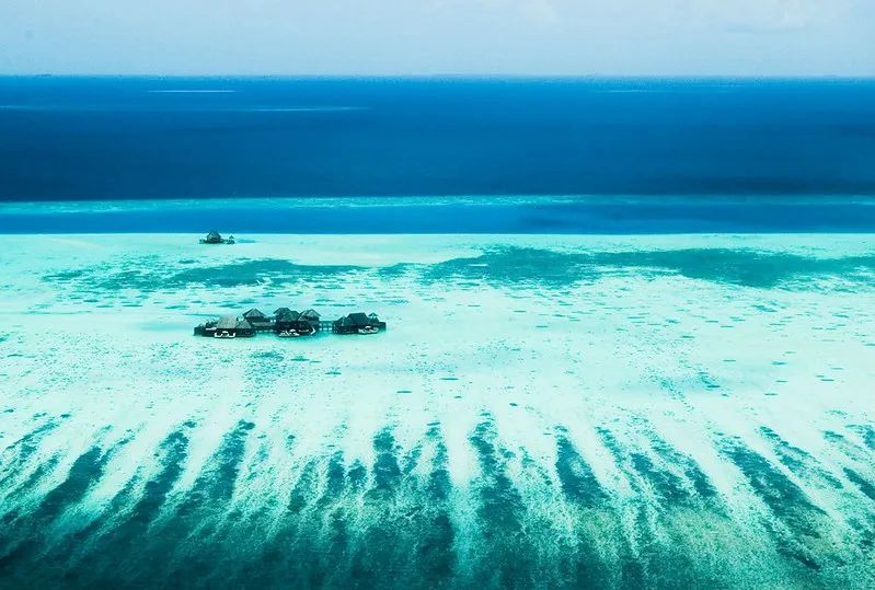 這個即將重新開放的迷人島國，滿足你對大海的一切幻想 旅遊 第53張
