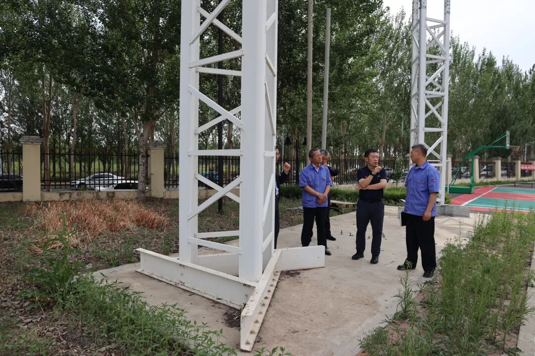 中国铁塔股份有限公司黑龙江省分公司总经理赵江一行到哈玻院调研