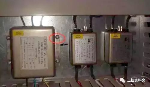 控制柜图纸怎么看_控制柜二次接线图识图_电控柜怎么看图纸和接线