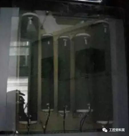 控制柜图纸怎么看_控制柜二次接线图识图_电控柜怎么看图纸和接线