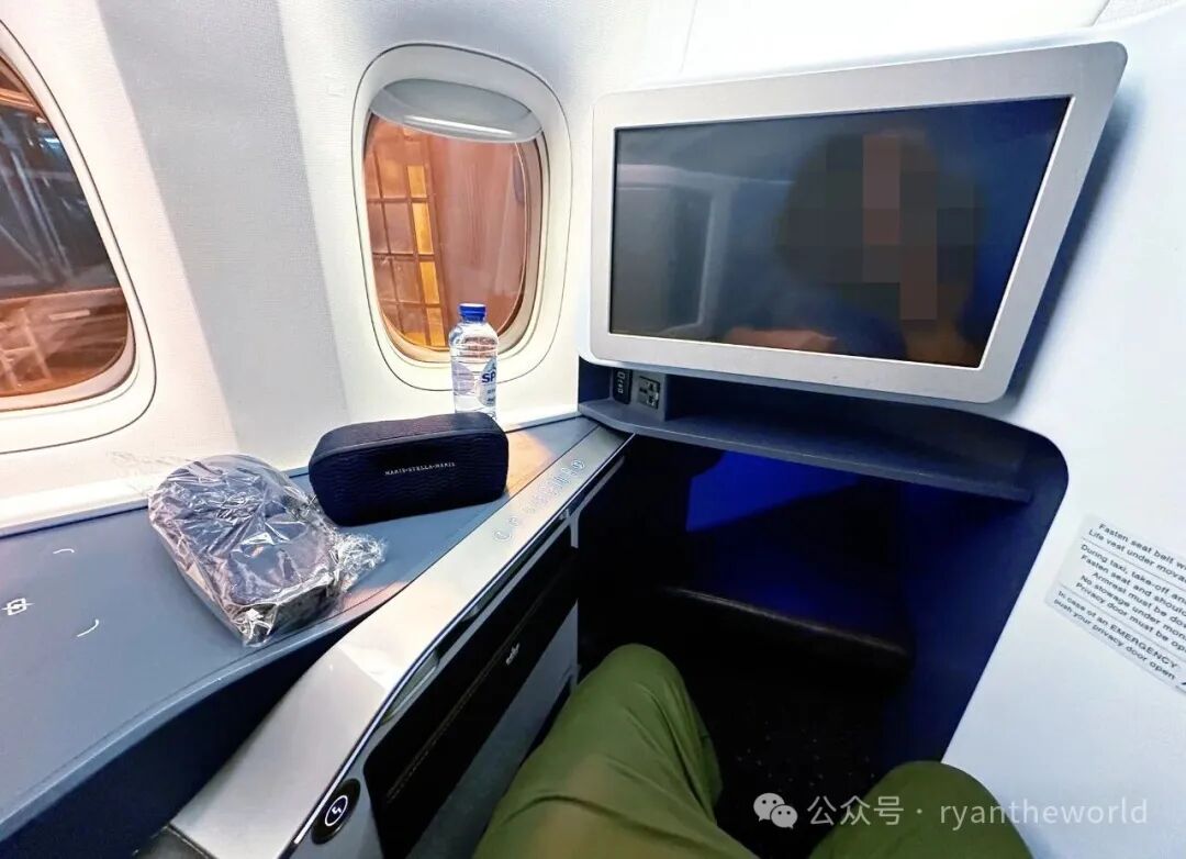 首尔阿姆斯特丹荷航商务舱无娱乐无充电无大餐 获赔4。4万里程值吗