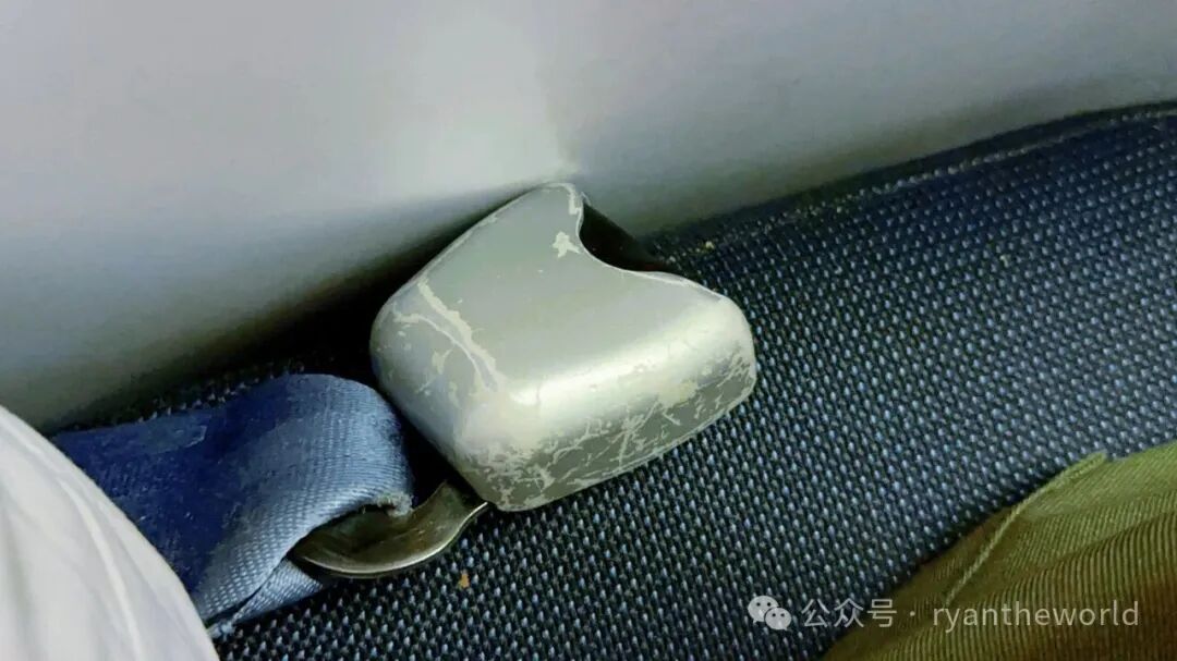 首尔阿姆斯特丹荷航商务舱无娱乐无充电无大餐 获赔4。4万里程值吗