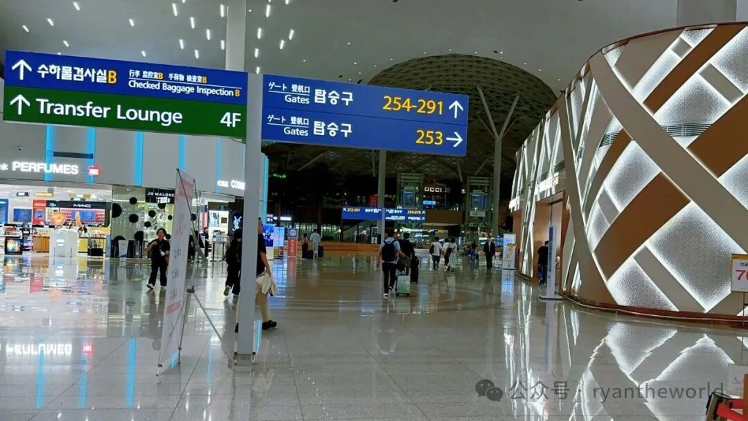 首尔阿姆斯特丹荷航商务舱无娱乐无充电无大餐 获赔4。4万里程值吗