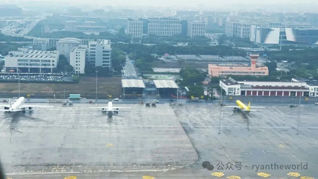 东航B777-300ER头等舱沪蓉线体验 2。8万里程兑换攻略及乘坐提醒