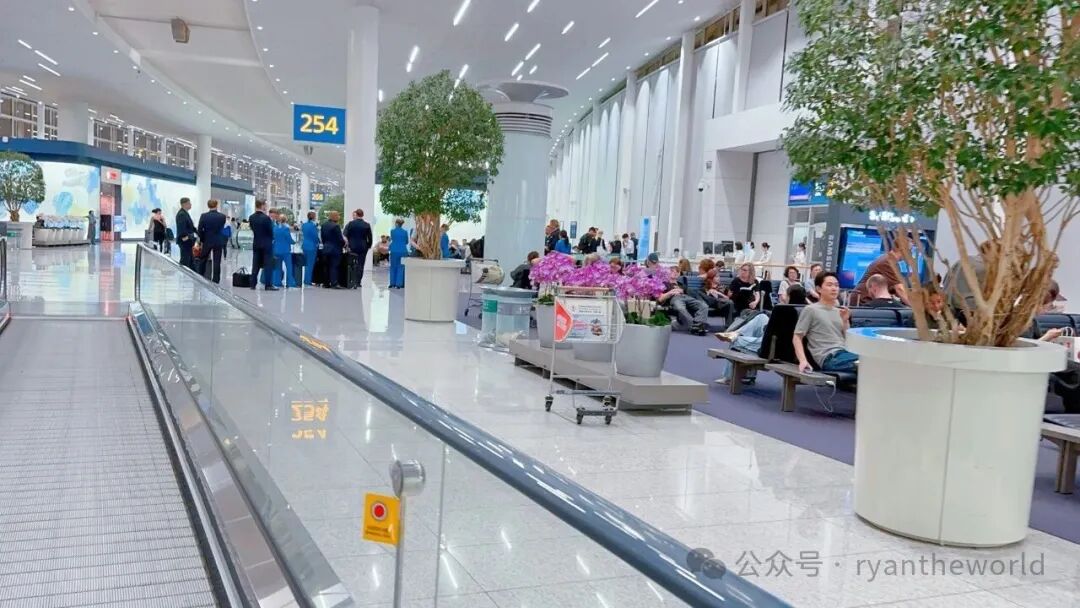 首尔阿姆斯特丹荷航商务舱无娱乐无充电无大餐 获赔4。4万里程值吗