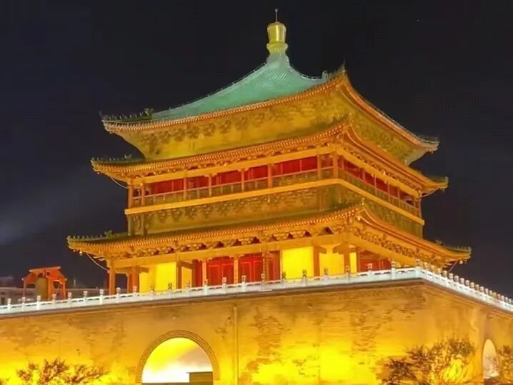 第一天>明城墙>永兴坊>>钟鼓楼>回民街>718_539