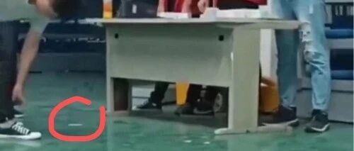 公司一个举动引发众怒！大批员工排队辞职……